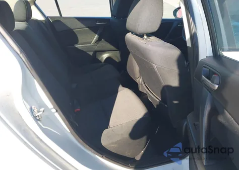 2013 Mazda Mazda3 I Sv из США, поврежденный, VIN JM1BL1TF8D1833972